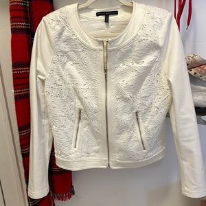 Beautiful perfect condition White House black market jacket.